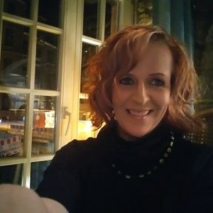 Meet your Posher, Joy